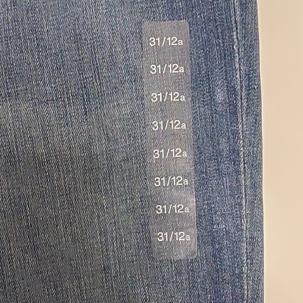 GAP Women's Medium Blue Flare Jeans - Picture 2 of 5